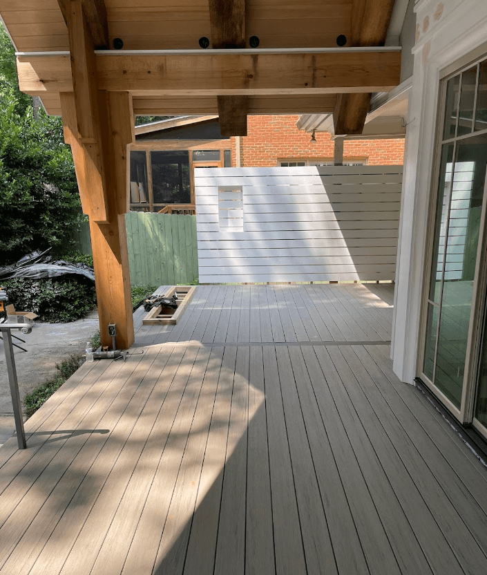Decks project photo 12